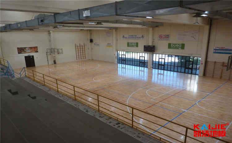 楓木體育館木地板報(bào)價(jià)